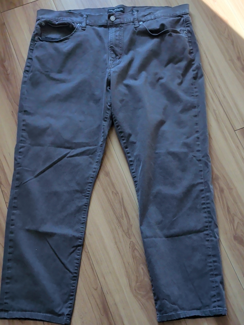 Men's Gray Casual Jeans - Classic Straight Fit Lucky Brand Pants